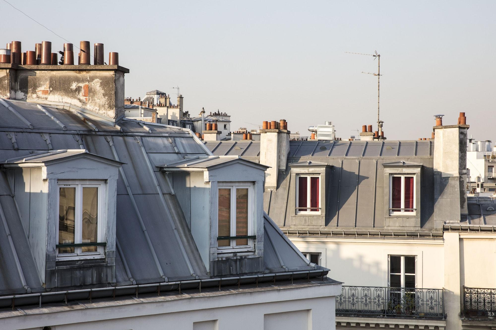 Maison Breguet Париж Екстериор снимка The roofs of Paris