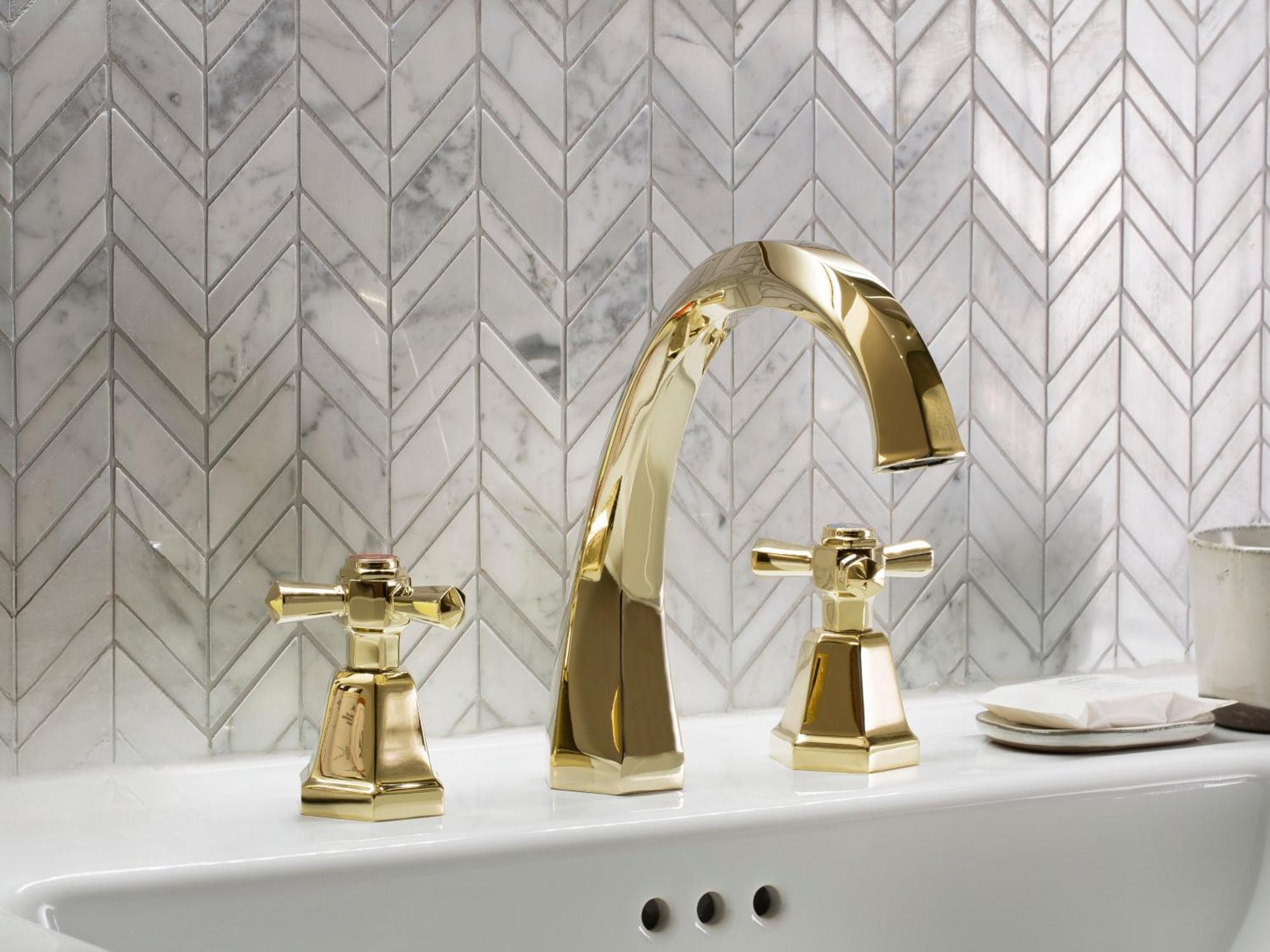 Maison Breguet Париж Екстериор снимка A widespread bathroom faucet